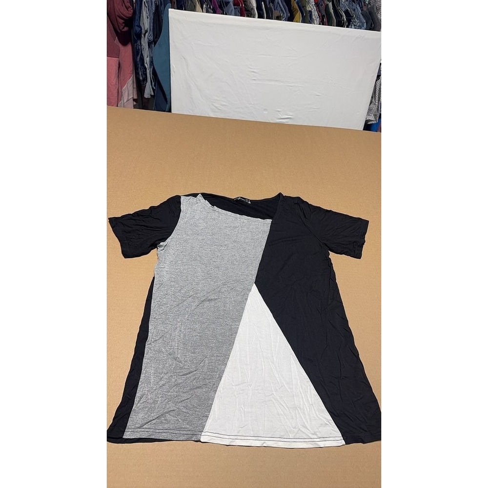 Sarin Mathews Men Color Block T-Shirt Black‎ Gray White Modern M
